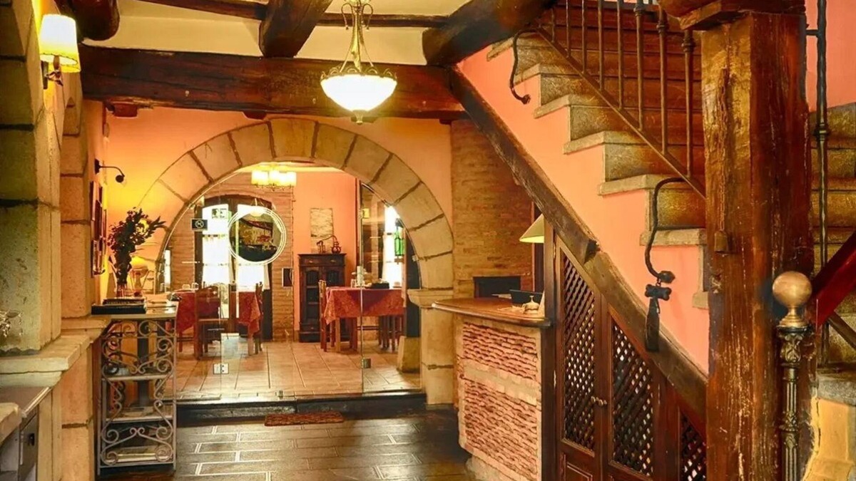 Tonanes Hotel | Trisileja en Puente Romano