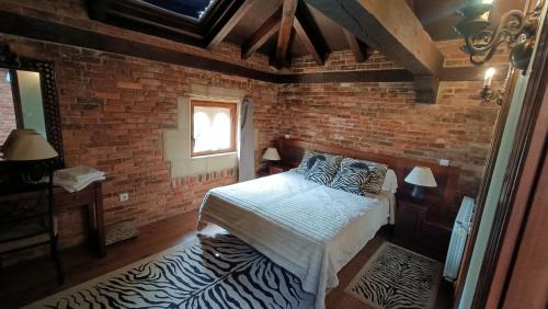 Los Corrales de Buelna Hotel | Trisileja Posada El Manjon