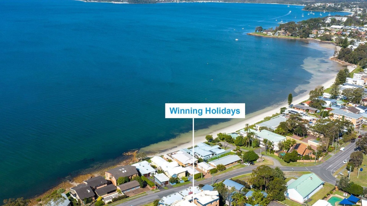 Soldiers Point Apartment | Triview - Mitchell Street, Unit 4/1-3, Soldiers Point - Spectacular water views