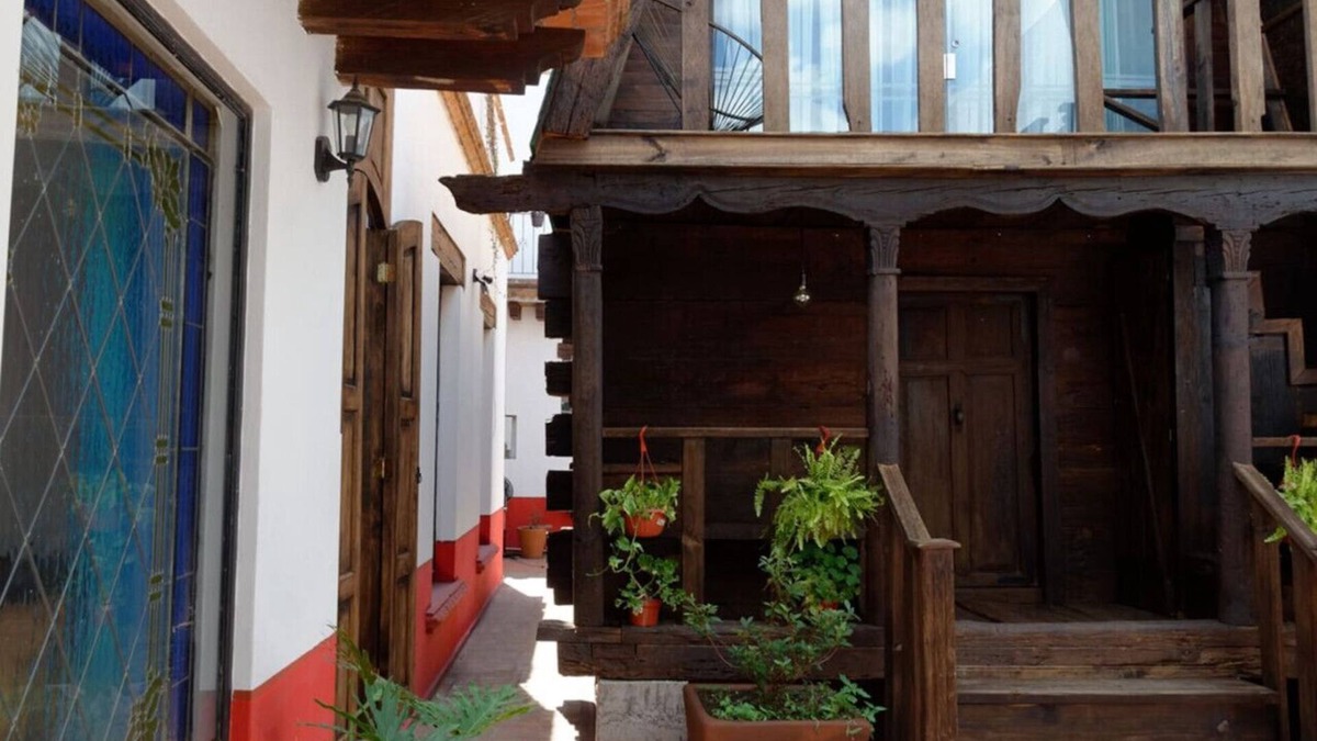Historic Centre House | troje tradicional purépecha -live the experince-