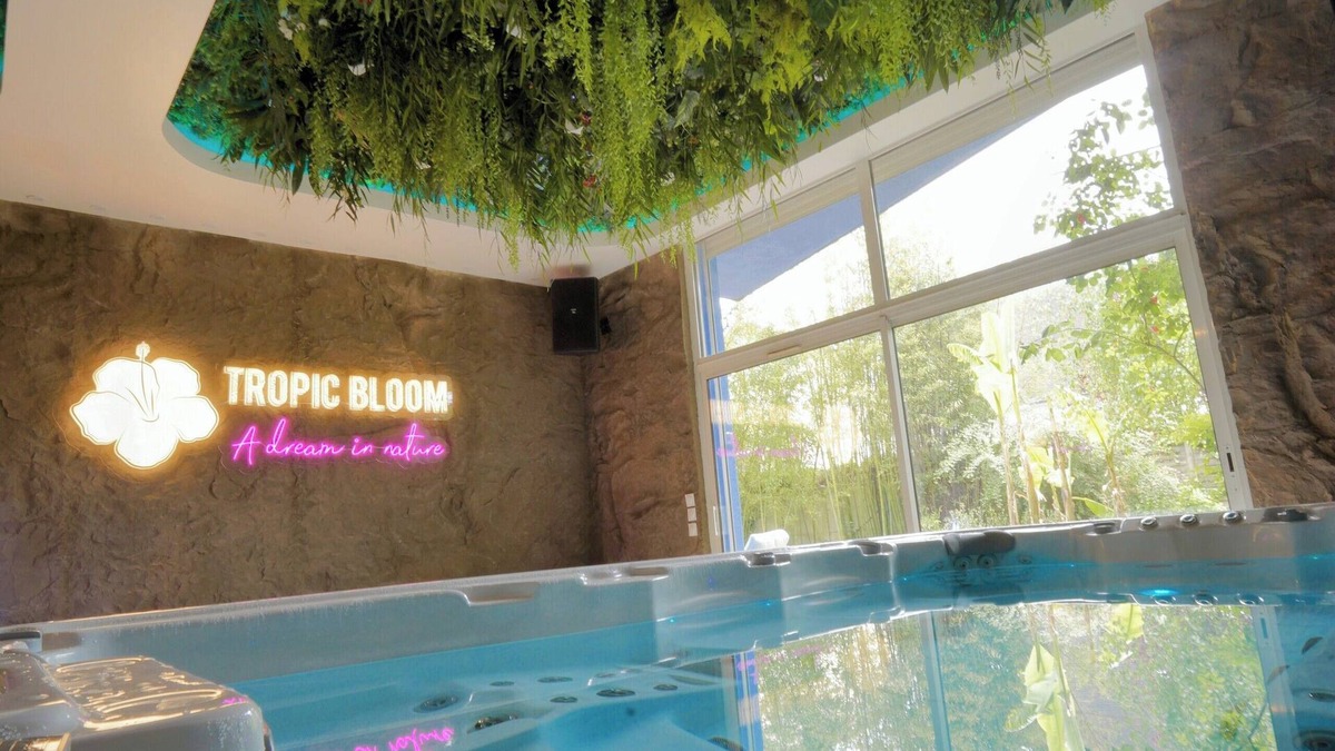 20th Arrondissement Apartment | Tropic Bloom Spa & Cinéman10 mn from Paris