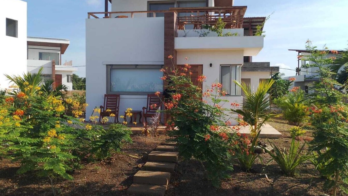 Western Nicaragua House | Tropical Beach Resort Solar Tiny Home in Gran Pacifica