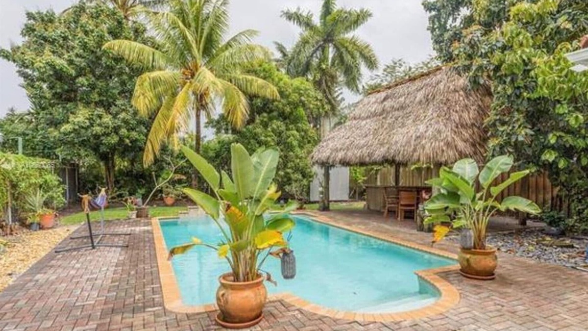 Riviera Estates House | Tropical Home! 3 bed/2 bath Oasis with Pool!