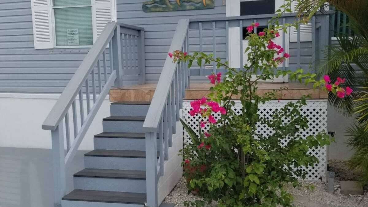 Cudjoe Key House | Tropical Island Paradise W/Open Water Views!