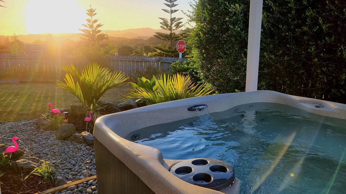 Mangawhai Heads House | Tropical Oasis in Golden Circle