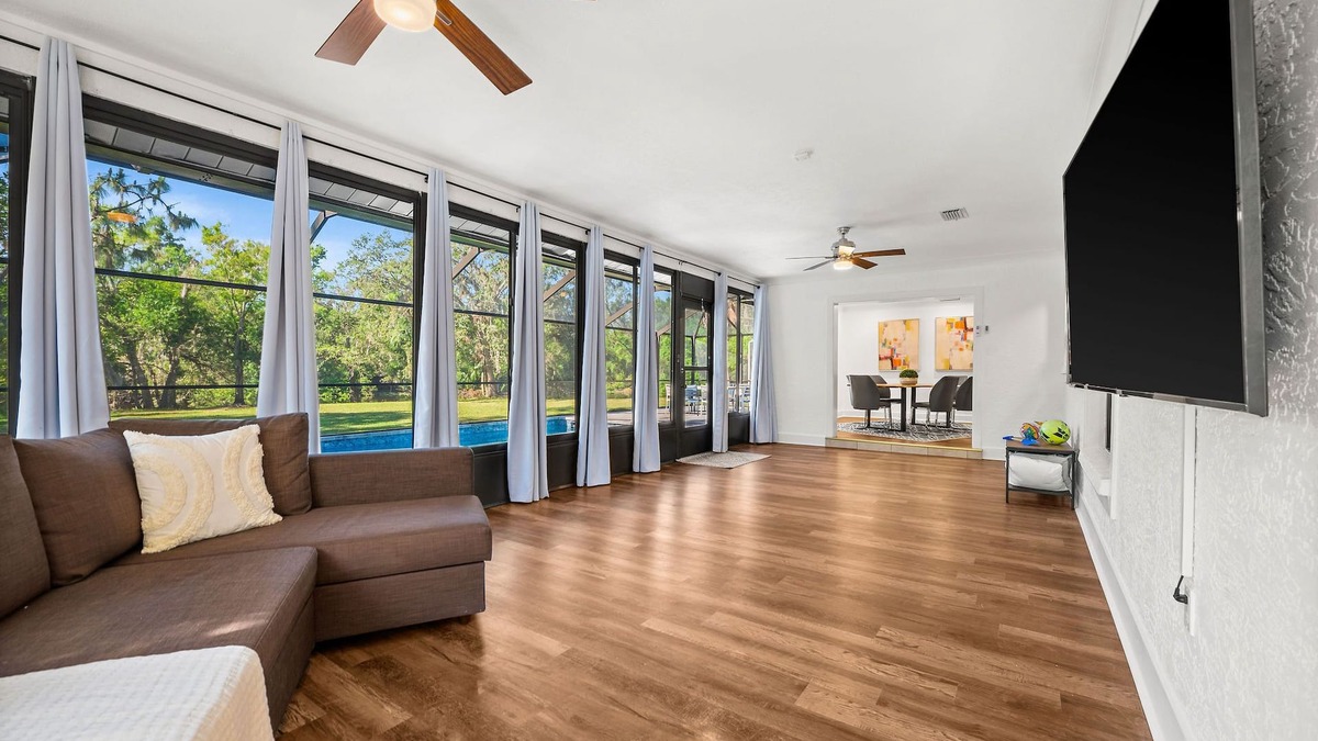 Fruitville House | Tropical Paradise! Family-Friendly Home Near The Beach!