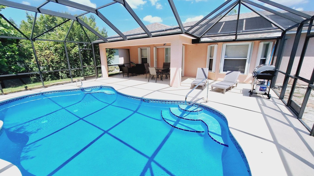 Sebastian Highlands House | 🍹🌞 Tropical Paradise! Heated Pool, Boat Parking, Near Beaches!