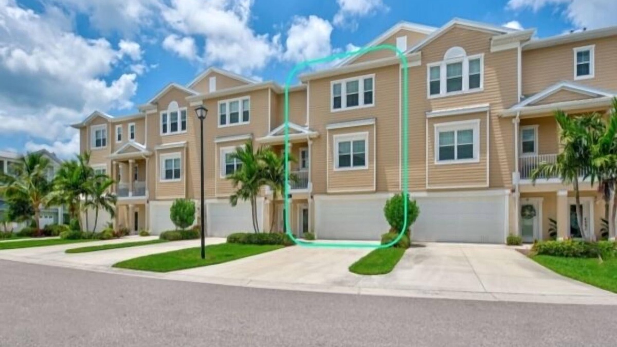 Cape Haze House | Tropical Paradise - Resort Style Pool - Private Elevator