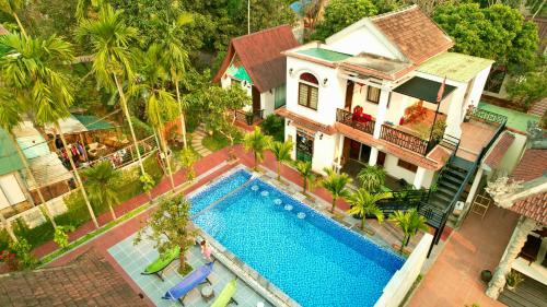 Phong Nha House | Tropical Valley Homestay - Villas