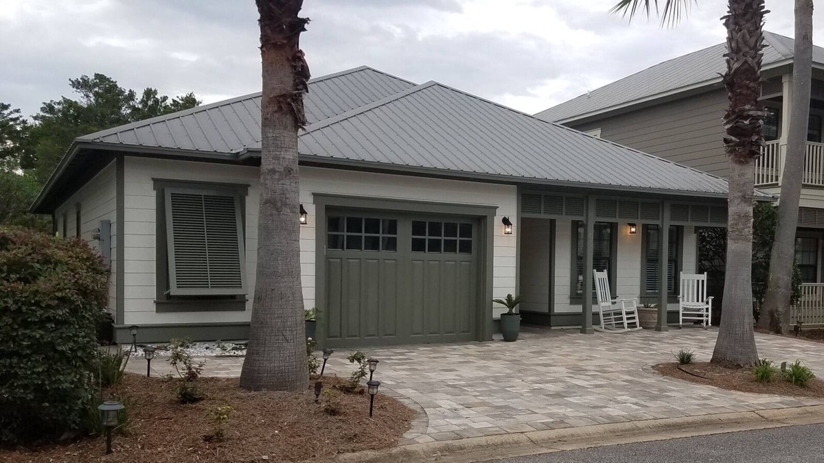 Emerald Waters Village Cottage | Tropical vibes only! 2 pools and short walk to private beach!