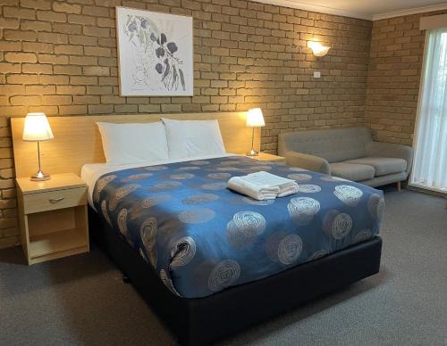 Cowes Hotel | Tropicana Motor Inn