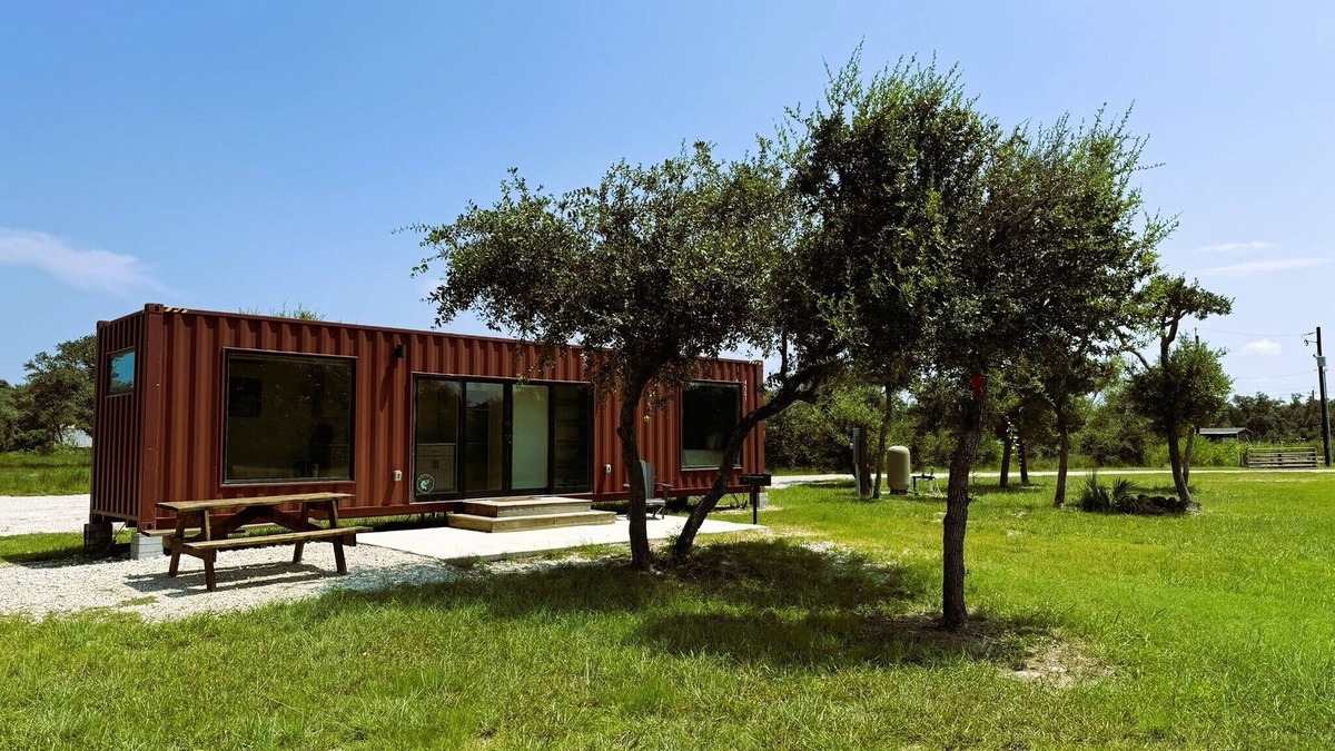 Rockport House | Trout Container Home - Fish Camp Rockport