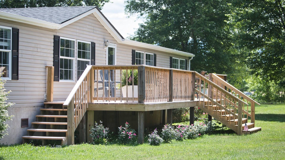 Bristol House | Trout House, 4bd/3ba on the South Holston River