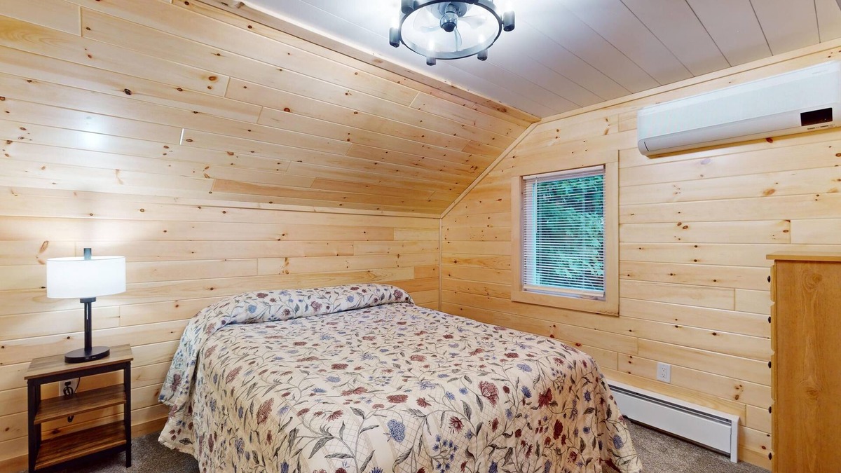North Lake George Cabin | Trout House Village Resort