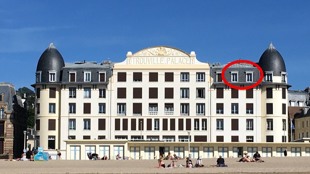 Trouville-sur-Mer Apartment | Trouville Palace 510, 2-room apartment 50 m2 on the Beach with magnificent sea view