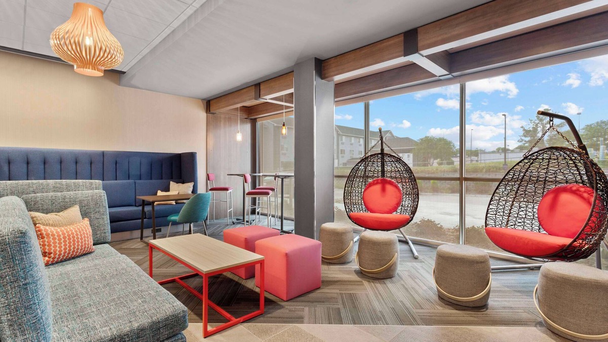 Lincoln Hotel | Tru By Hilton Lincoln East