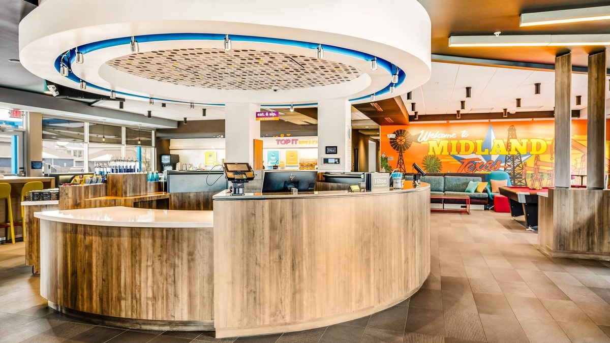 Midland Hotel | Tru By Hilton Midland
