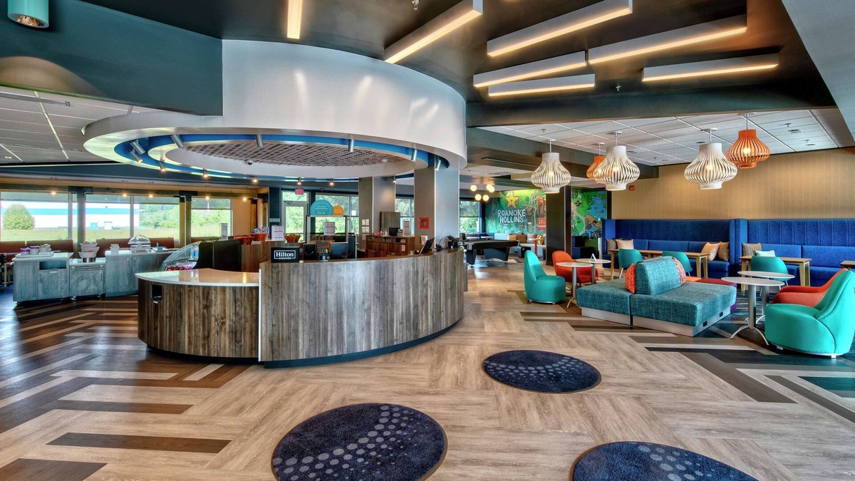 Hollins Hotel | Tru By Hilton Roanoke Hollins