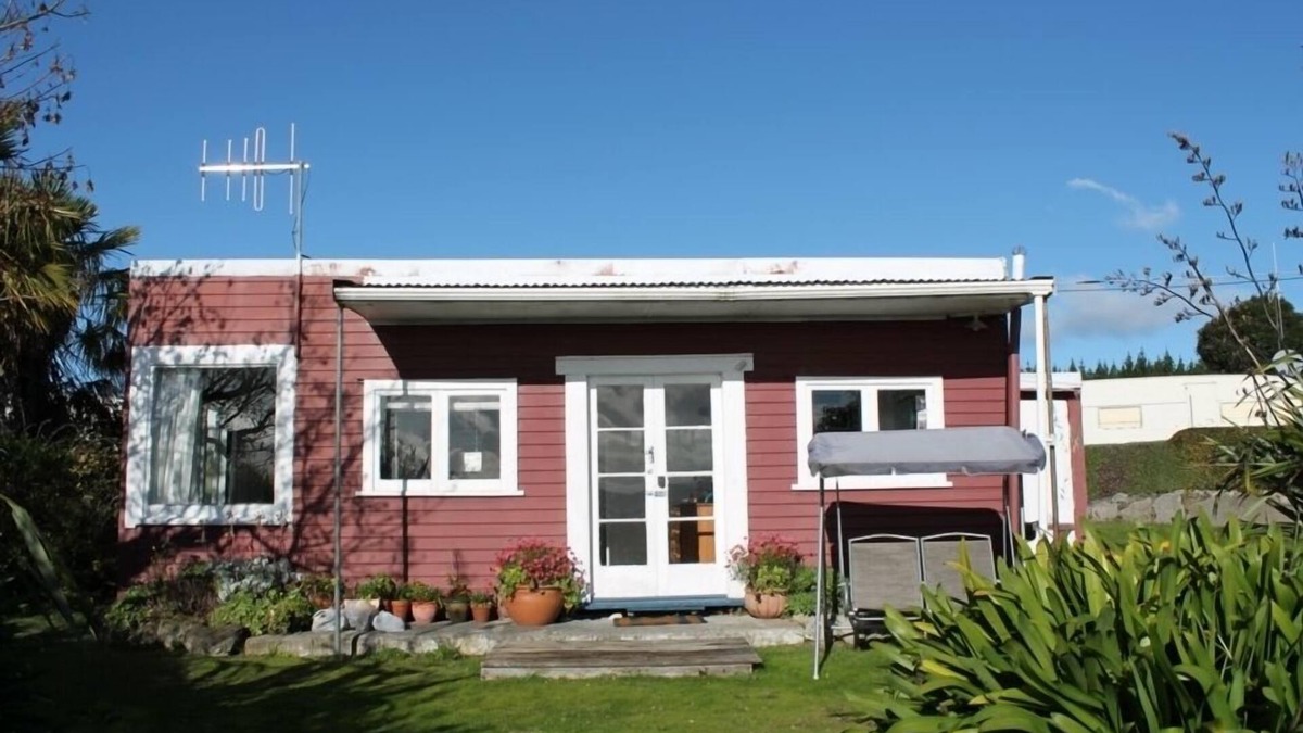 Waitetoko House | True Kiwi Bach Experience