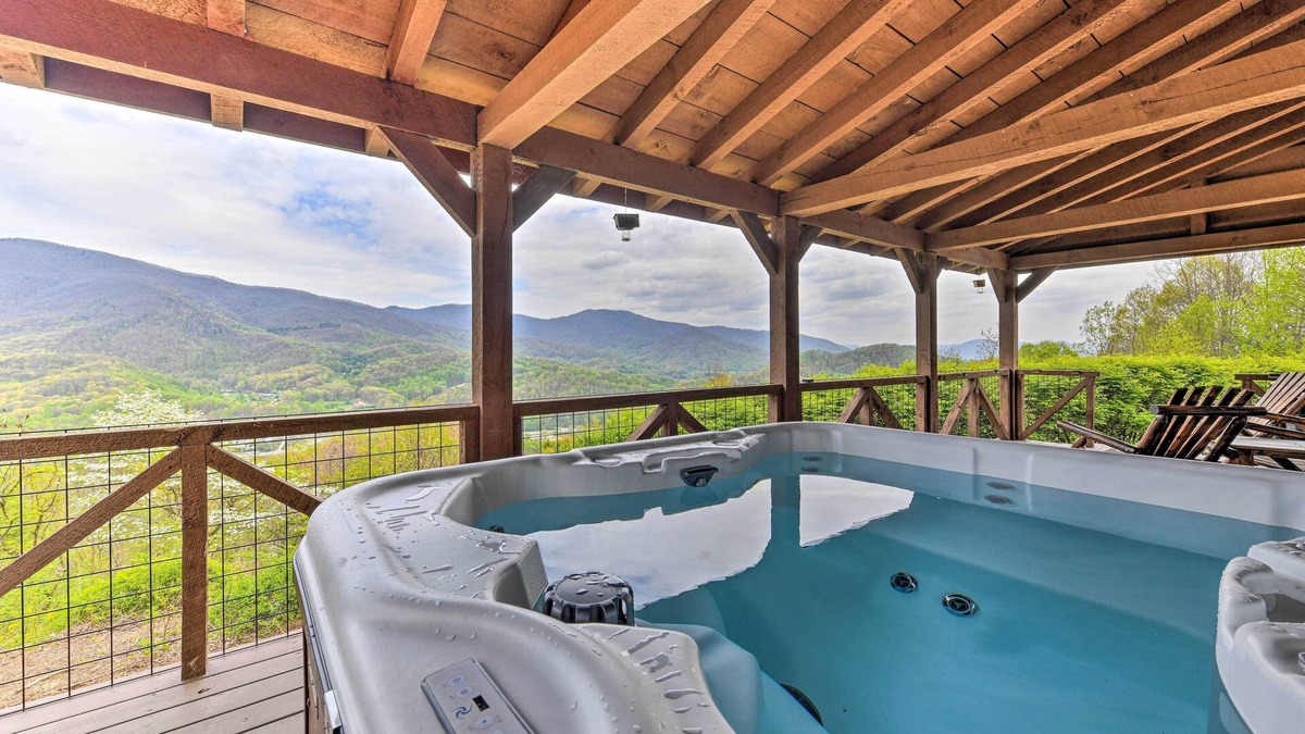 Waynesville Cabin | True Log Cabin w/Game Room, Year-Round Views