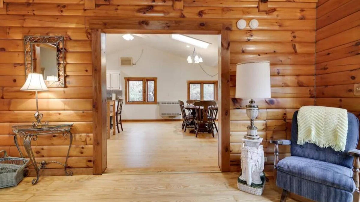 Cresco Cabin | True Poconos Cabin Retreat