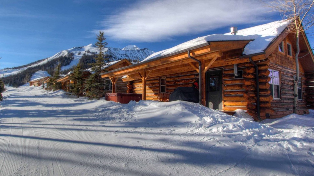 Big Sky Cabin | True Ski-in/ski-out - The Wrangler-Cowboy Heaven Cabin, Hot Tub, New Bathrooms