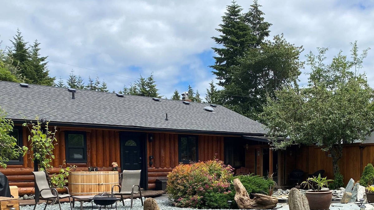 Sooke Cabin | True West Coast experience custom log home with sauna & outside cedar soaker tub