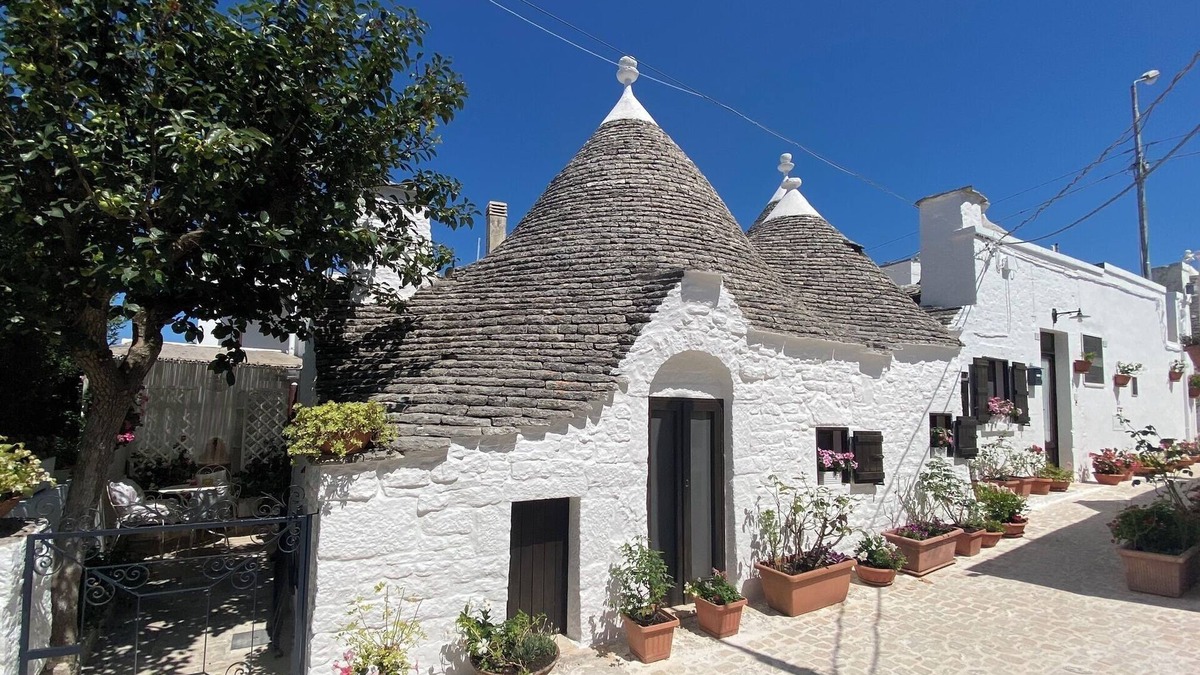 The Trulli of Alberobello House | Trullo "Vicolo Fiorito"