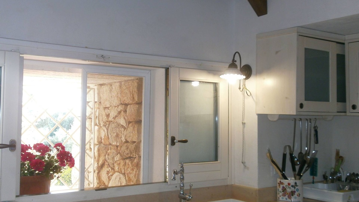 Ostuni House | Trullo villa Giuliana, outstanding view, WIFI, radiators garden & parking area