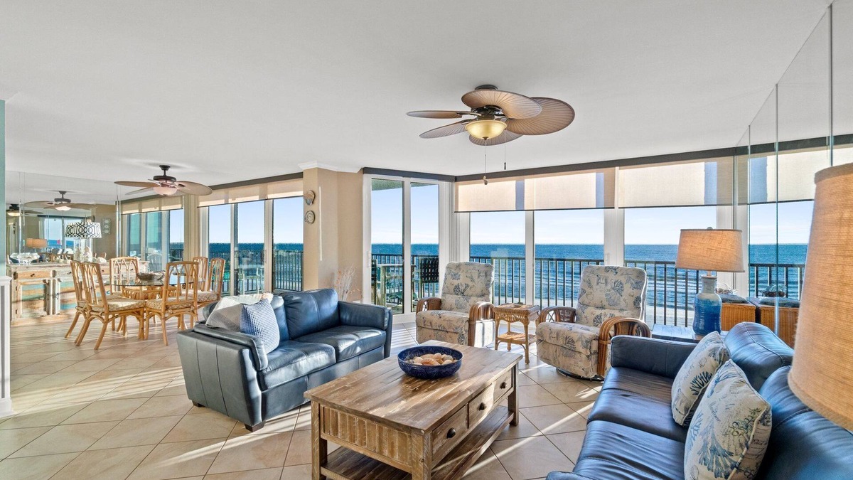 Holiday Beach Condo | TRULY the BEST VIEW! Free Beach Chairs! PW 406
