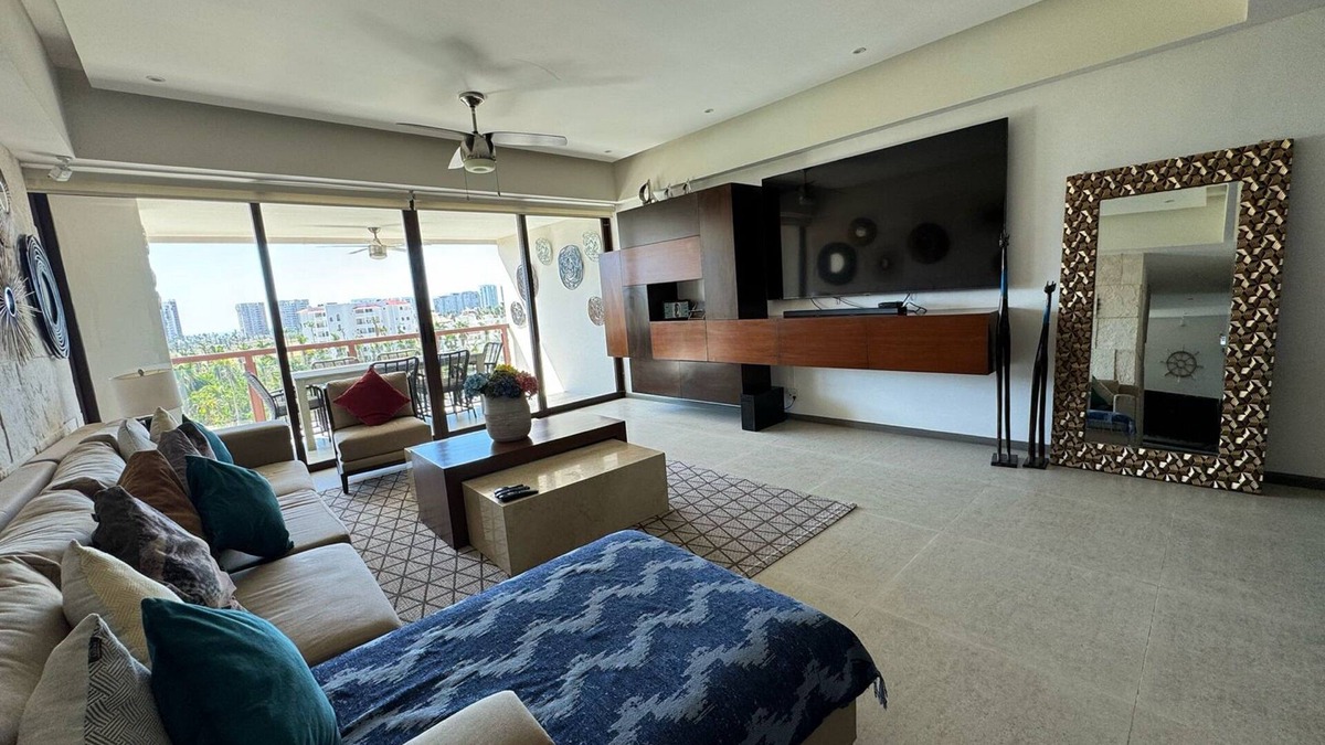 Playa Diamante Apartment | TT-5-Acapulco Mexico getaway Ocean front Tiagotian