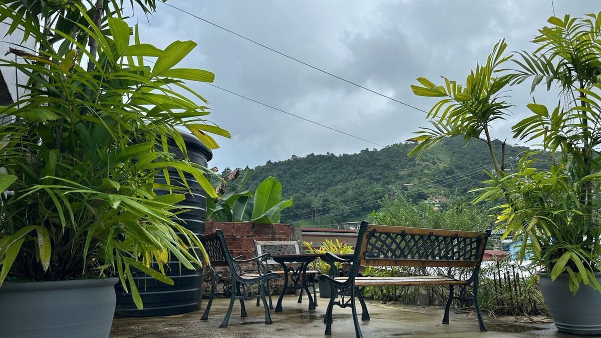 Maraval Apartment | Charming studio with WiFi and AC in amazing Maraval