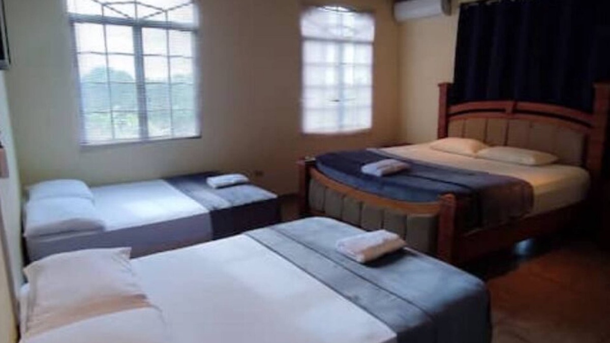 Bakhen Villa | Executive 8 Bedroom Villa with an indoor pool