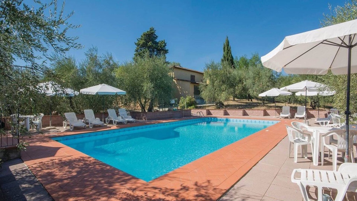Romola House | Tuscany Bliss: Garden Retreat