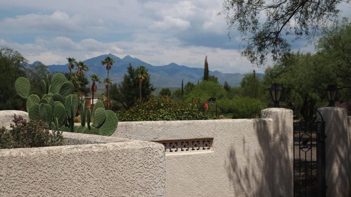 Tubac House | Tubac Country Club Estate Home near golf resort