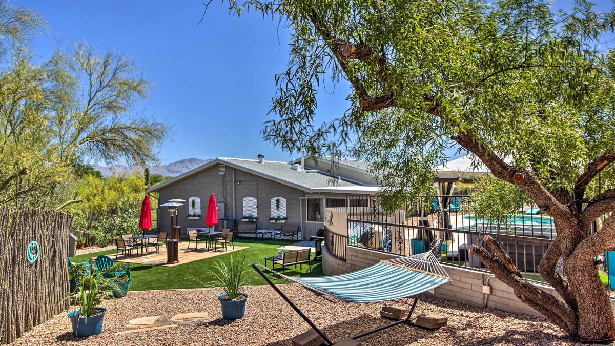 Saguaro Miraflores Villa | Tucson Desert Oasis with Private Pool + Hot Tub!