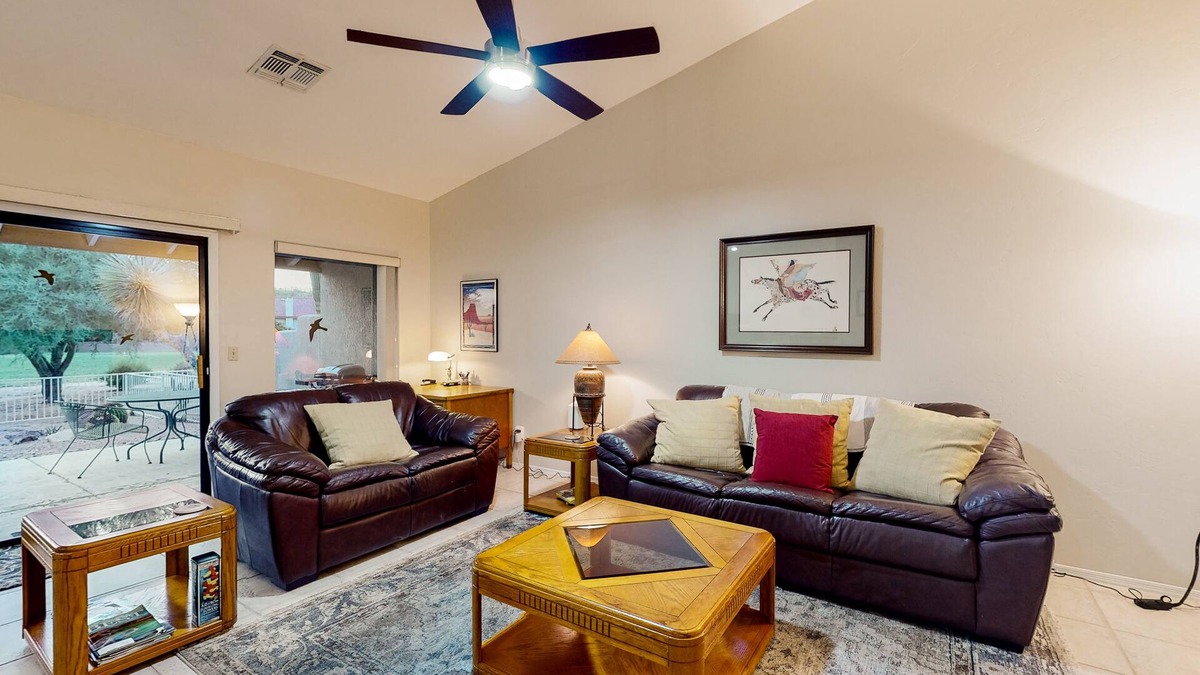 Casas Adobes House | Tucson National #8689 | Townhouse in Tucson with pool, golf, hot tub, & W/D