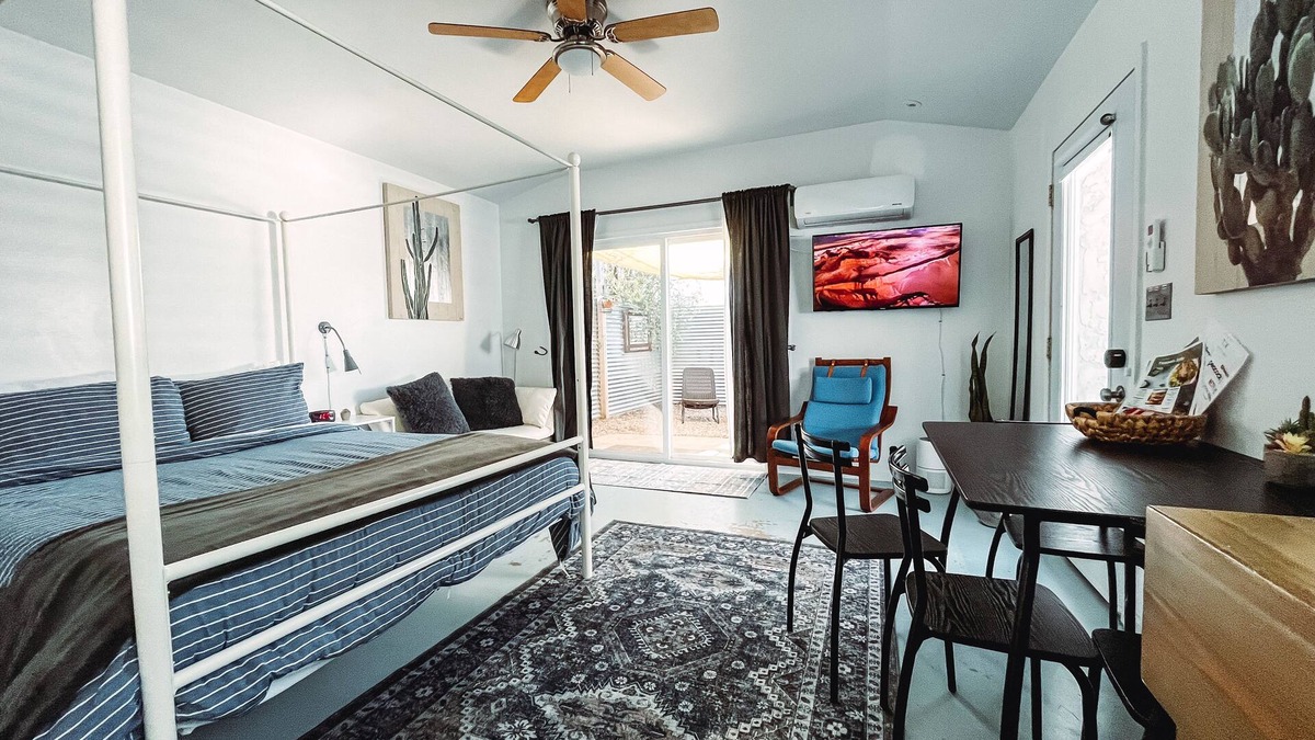 Swan Way Park House | Tucson's Midtown Studio- The Santa Rosa Casita
