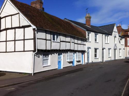 Romsey House | Tudor Cottage