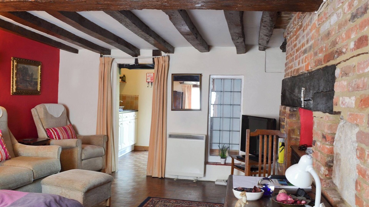 Romsey Cottage | TUDOR COTTAGE STUDIO
