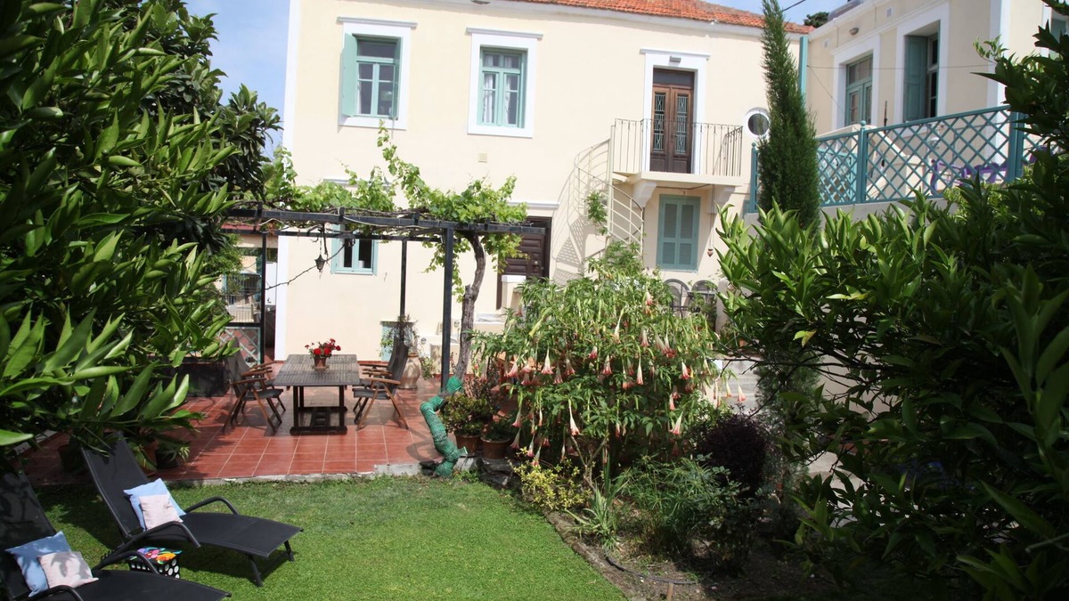 Rhodes Apartment | Tudors Garden Villa Rhodes. Castle Apartm. Beach & Old Town 8 mins walk,sea view