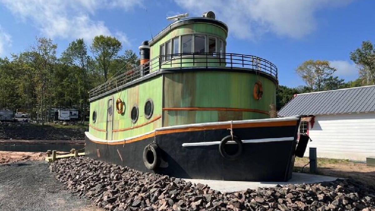 Bayfield Cabin | Tug Boat- Deluxe Cabin #4 on map