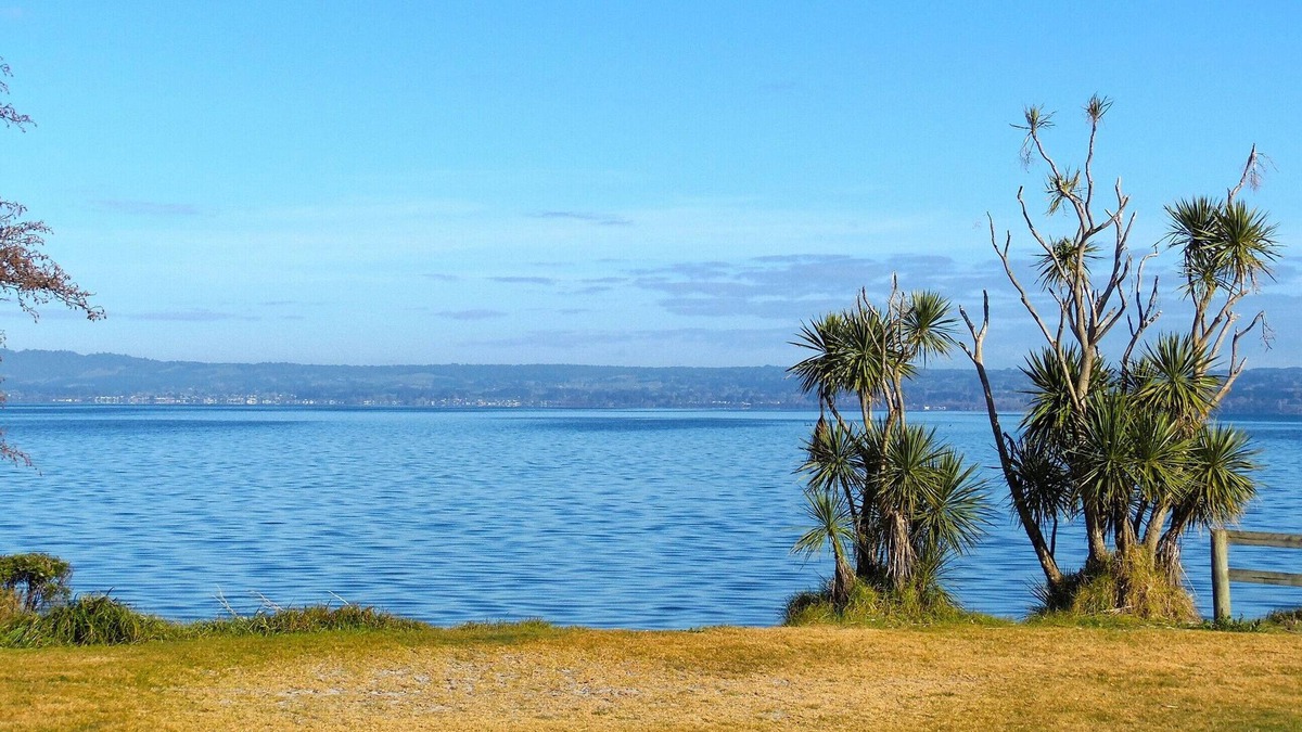 Mourea Cottage | Tui - Hamurana Holiday Home