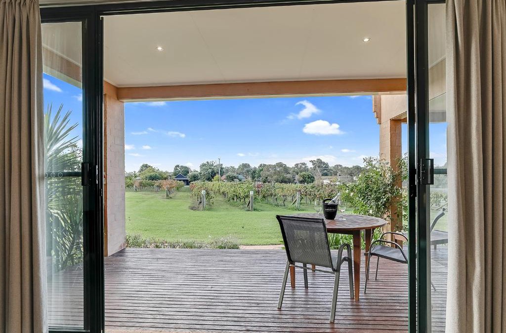 Rutherglen Hotel | Tuileries at De Bortoli Rutherglen