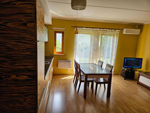 Beach Area Apartment | Tulbi 10 beach apartment