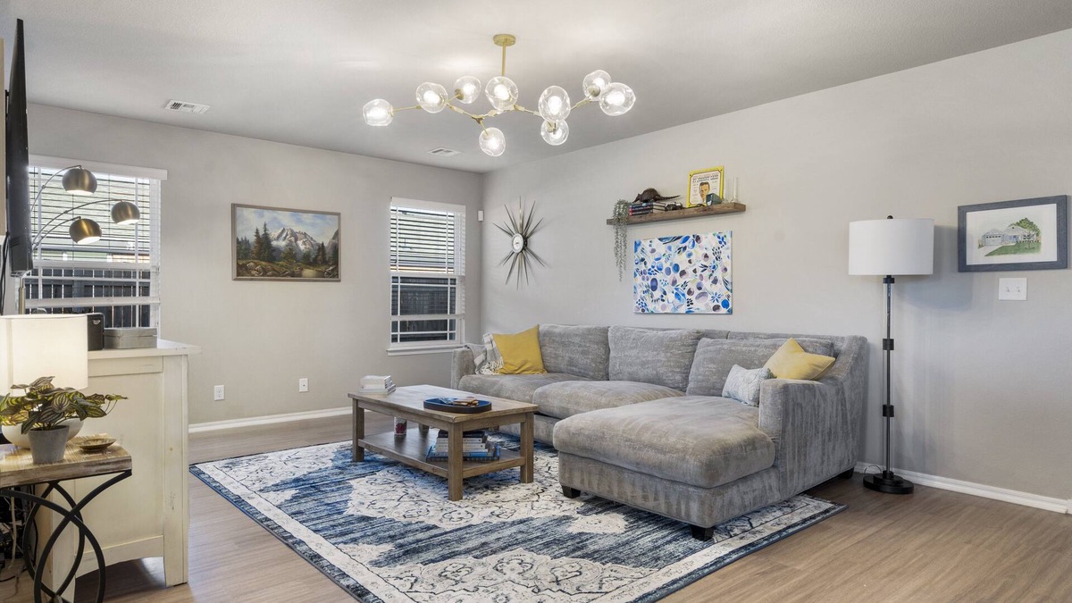 Tulsa House | Tulsa's Best Bailey House! Near TU, and Downtown