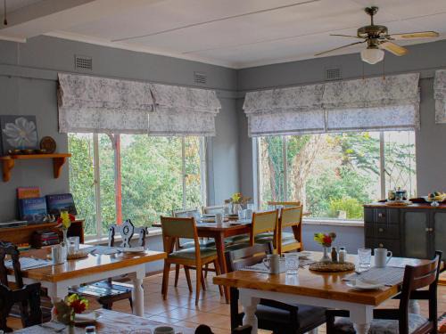 Underberg Bed & Breakfast | Tumble In