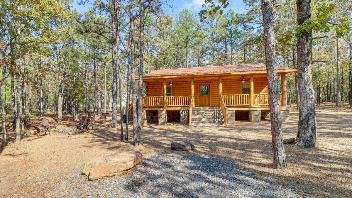 Tumbling Shoals Cabin | Tumbling Shoals Cabin Near Greers Ferry Lake!