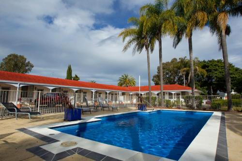 Tuncurry Hotel | Tuncurry Beach Motel