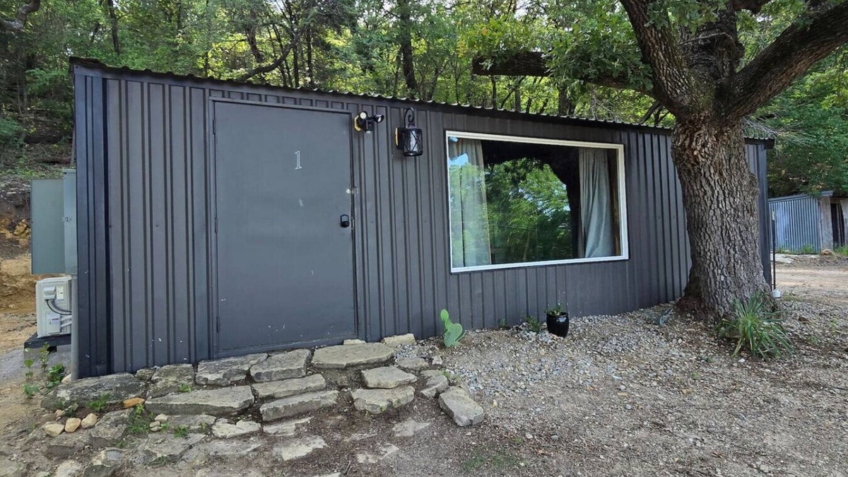 Davis House | Turner Escape - Minutes from Turner Falls